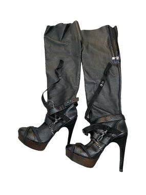 Herve Leger Black Leather Platform Knee-High Strappy Heels